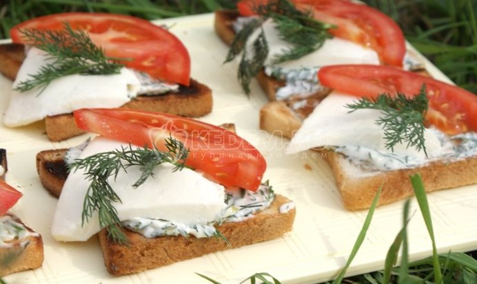 Запеканка из цветной капусты с сосисками