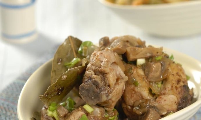 Фехерварский цыпленок в вине