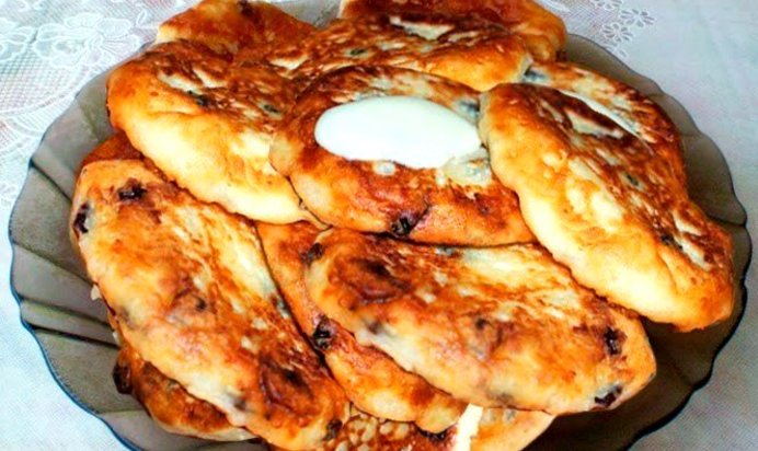 Творожные сырники с картофелем и изюмом