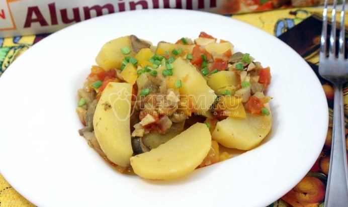 Овощи запеченные с грибами в фольге