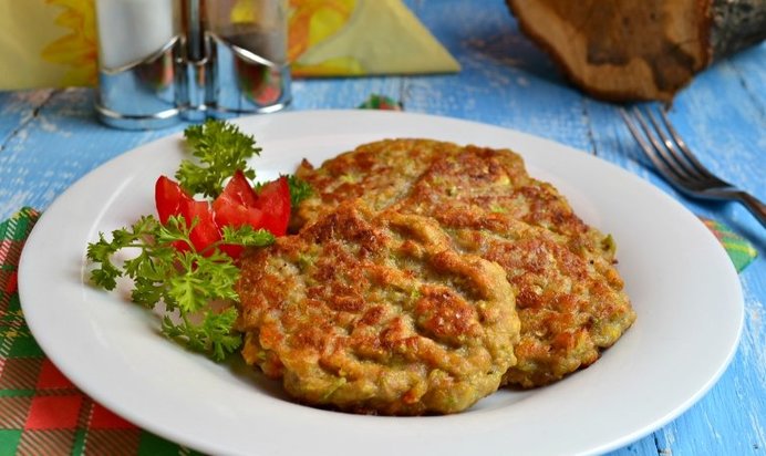 Овощные оладьи с мясным фаршем