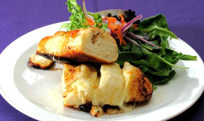 Чесночно-сырный хлеб