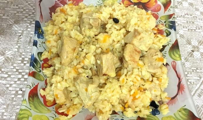 Домашний плов со свининой в казане