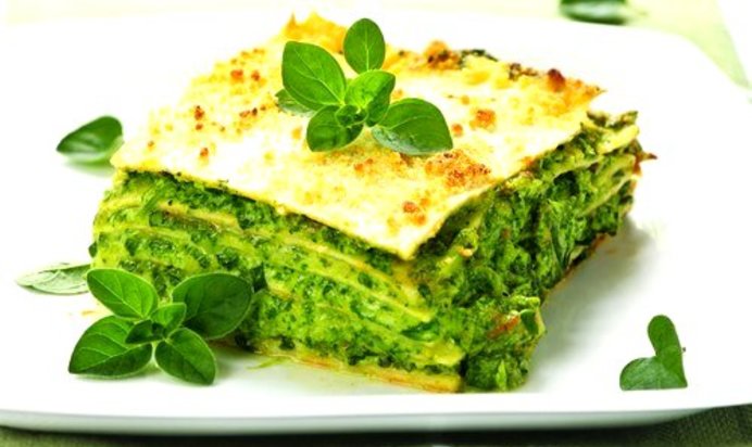 Лазанья из шпината и феты (aka Spanakopita Lasagna)