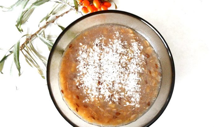 Полезная овсяная каша с бананом