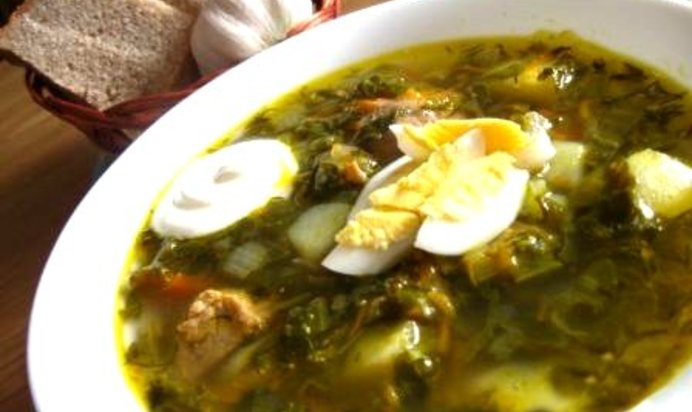 Зеленый борщ в мультиварке