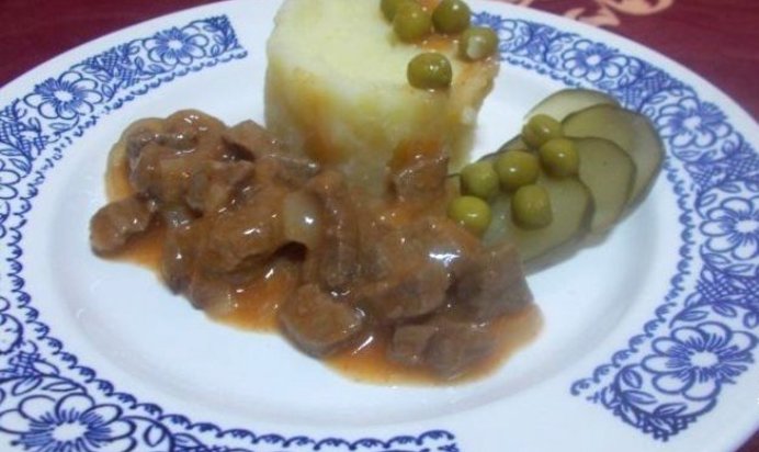 Гуляш для ребенка