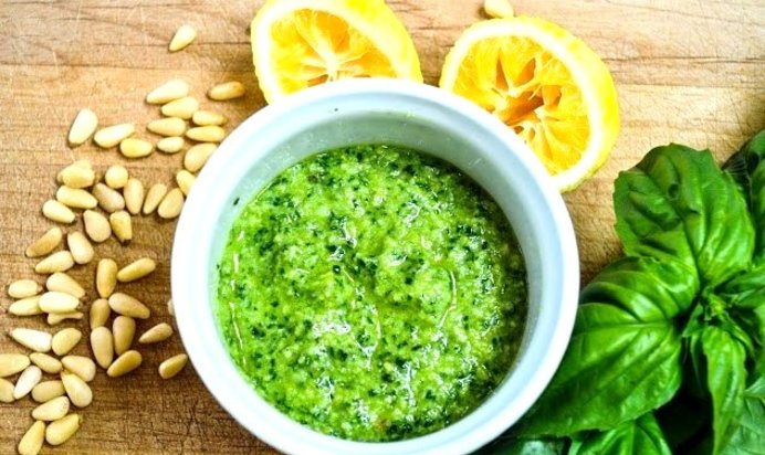 Соус песто из базилика