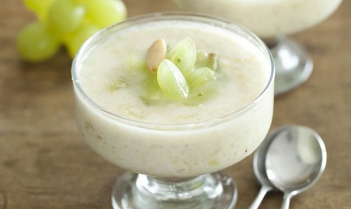 Гаспачо с виноградом