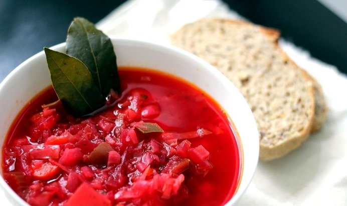 Постный борщ с грибами