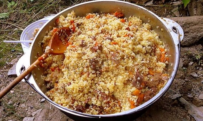 Плов с тушенкой