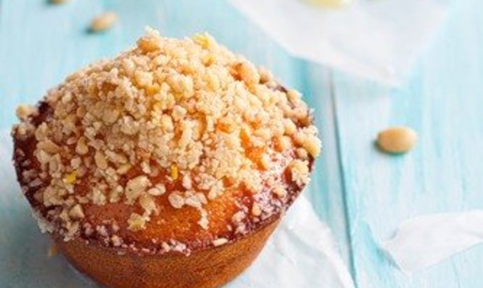 Сливочные кексы с медом и кедровыми орехами