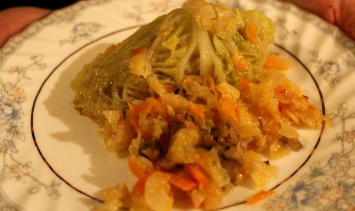 Голубцы из савойской капусты с грибами (без мяса)