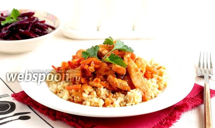 Гуляш из куриного филе