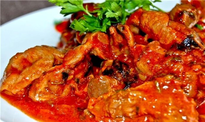 Гуляш из куриных потрохов