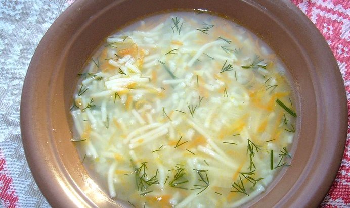 Суп на бульоне из индюшатины