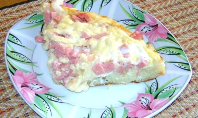 Омлет с колбасой в мультиварке