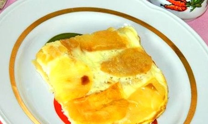 Яичница с яблоками