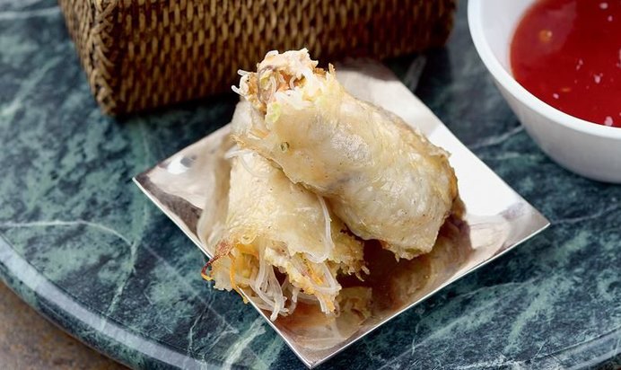 Спринг-роллы с цесаркой и креветками