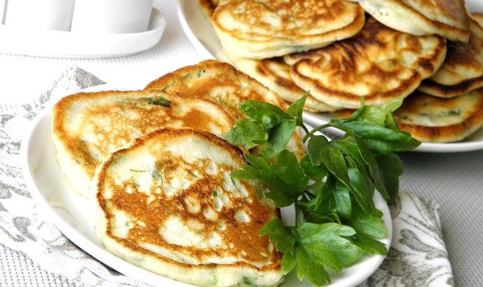 Оладьи с молодой крапивой