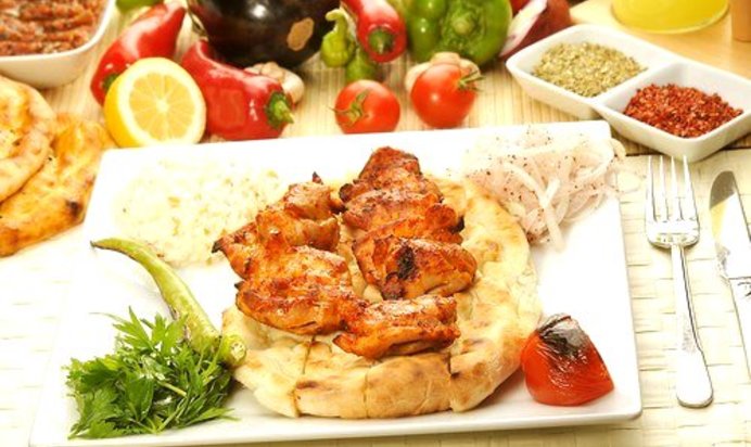 Куриные шашлыки со сметанно-горчичным соусом