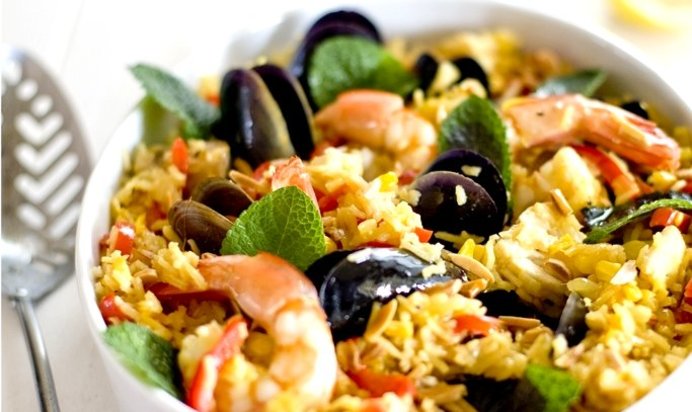 Плов с морепродуктами в мультиварке