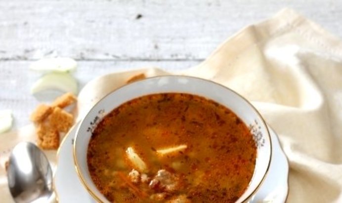 Рассольник со свининой в мультиварке