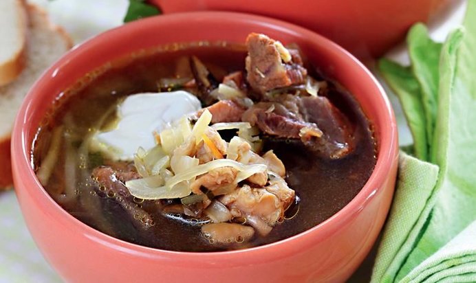 Богатые щи с грибами (Россия)