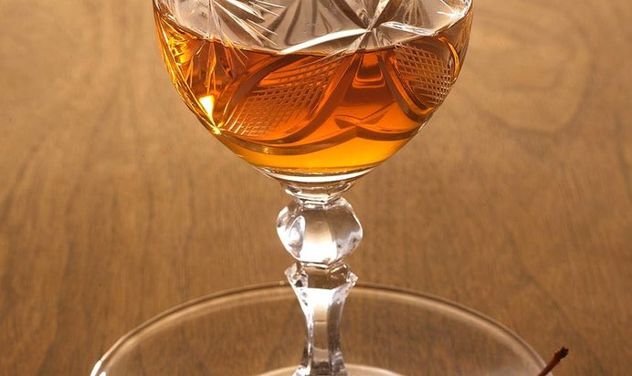 Коктейль «Бальзамик Роб Рой» (Balsamic Rob Roy)