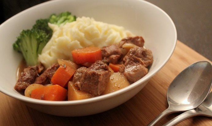 Гуляш как в садике