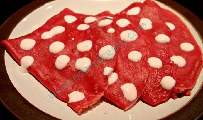 Красные блинчики