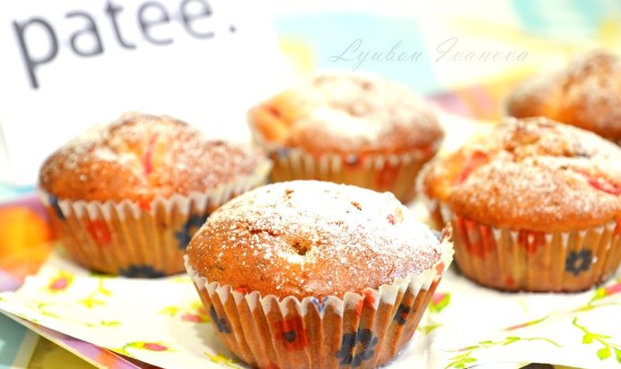 Кексы с ревенем