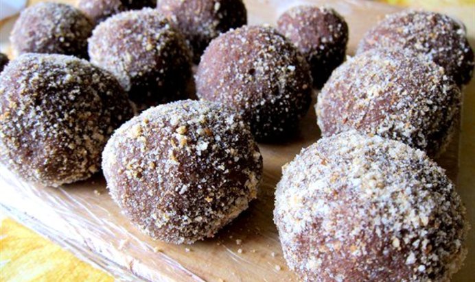 Пирожное «Картошка» с коньяком и грецкими орехами