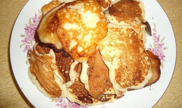 Оладьи на кефире пышные