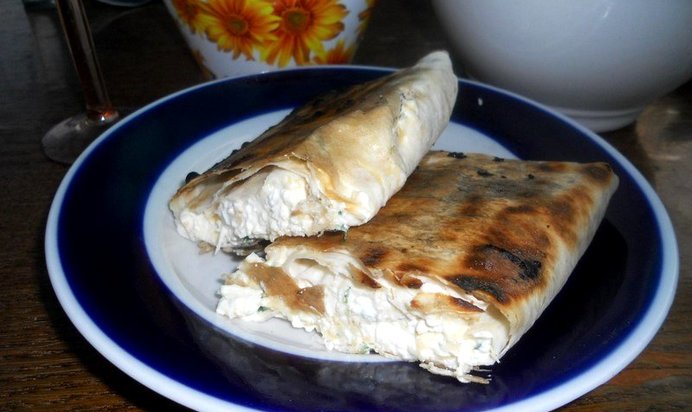 Горячая закуска с молодым чесночком