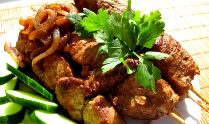 Шашлык на сковороде из свинины