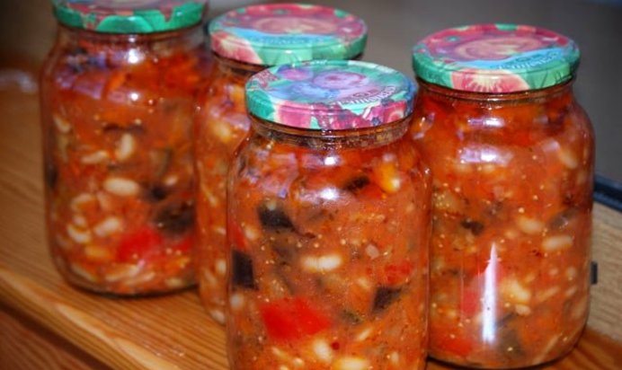 Солянка с баклажанами