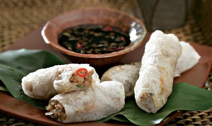 Рисовые роллы с креветками и свининой