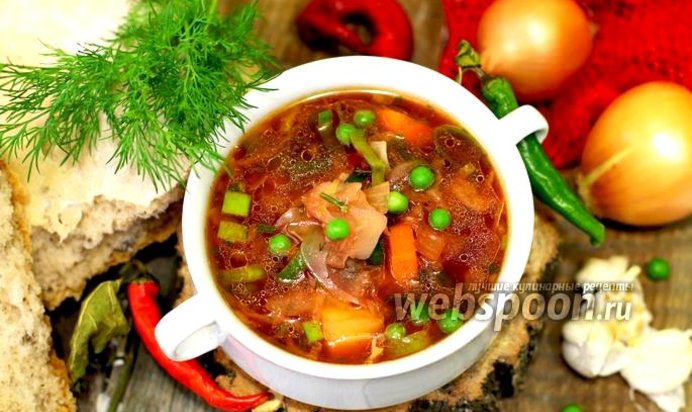 Борщ с зелёным горошком