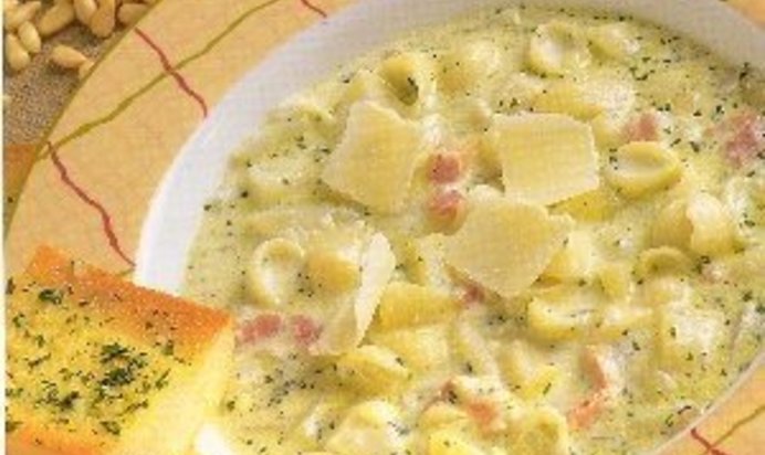 Суп из картофеля с песто