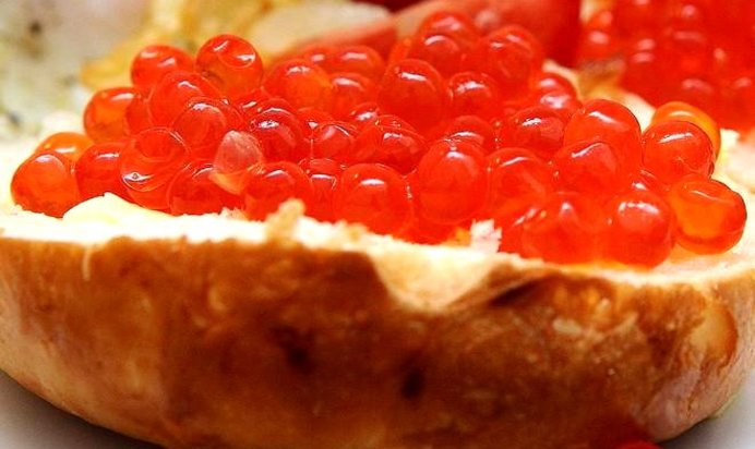 Бутерброды с икрой