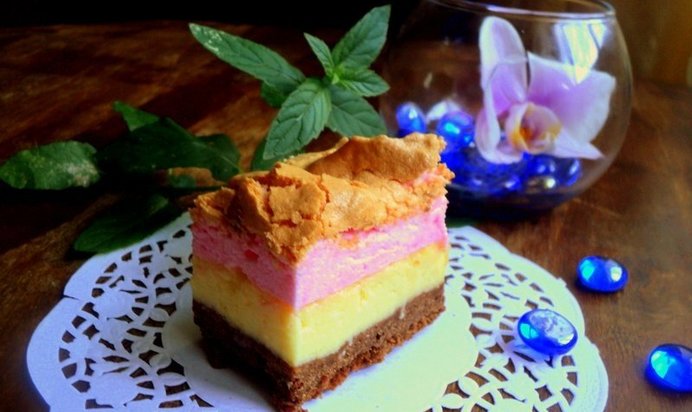 Трехцветный сырник