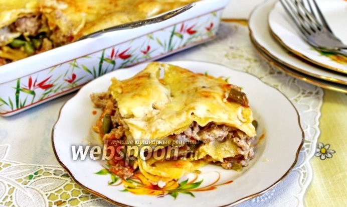 Лазанья мясная со стручковой фасолью