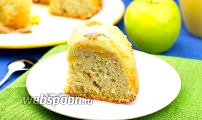 Шарлотка с яблоками