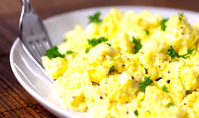 Яичница с сыром