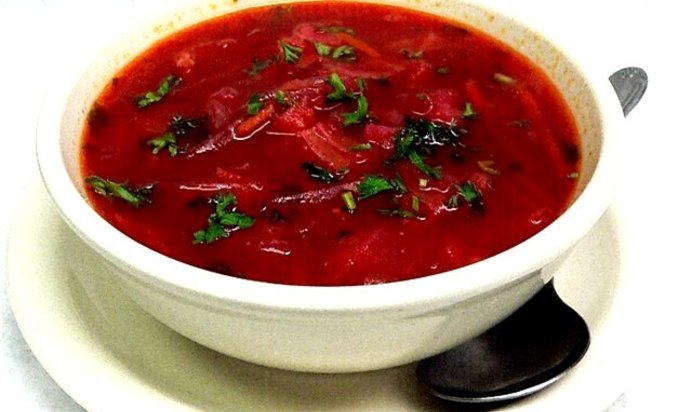 Постный борщ с консервой