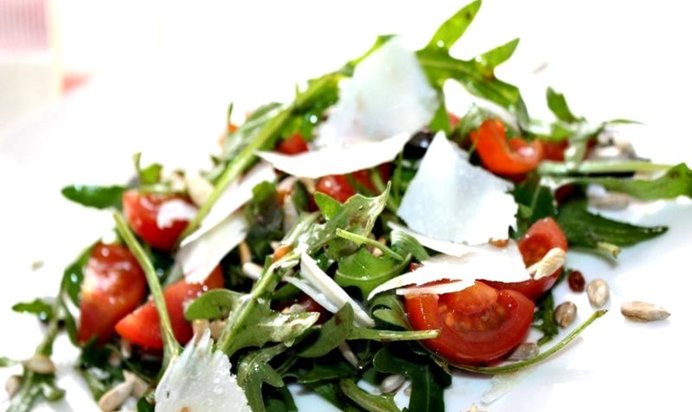 Салат к лазанье