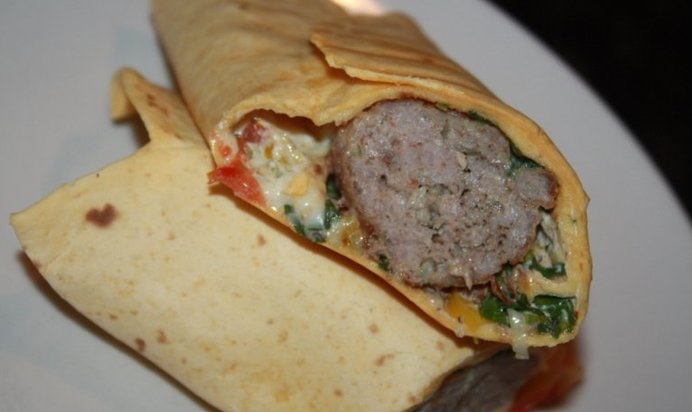 Буритос с кукурузной лепешкой тортилас