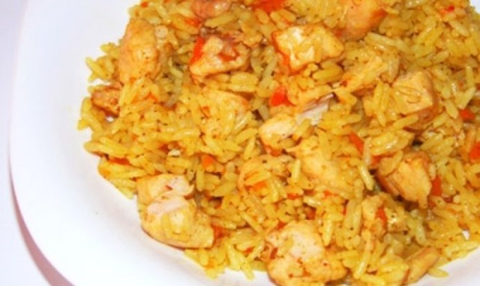 Плов в духовке с курицей