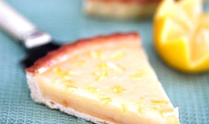 Лимонный пирог с сиропом